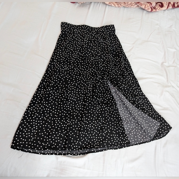 EUC Shein women's polka dot slit midi A-line skirt, black, S (EU 36/US 4) - Picture 2 of 10